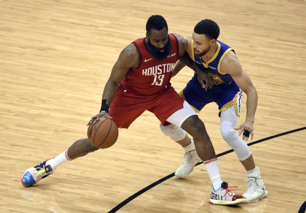 🔥History Today: Rockets missed 27 consecutive three-pointers, and the Warriors advanced to the finals 4-3