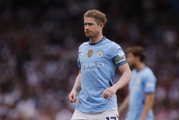 Reporter reports Serie A transfer: De Bruyne is negotiating a contract with Naples, Milan is about to sign Richie