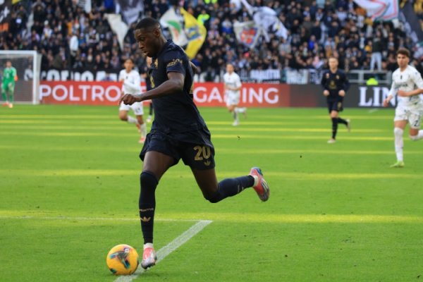 Reporter: Juventus is talking to Paris about Muani s participation in the Club World Cup, but the negotiation has not been finalized
