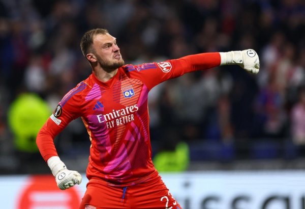 Dimazio: Looking for a replacement for Menion, Milan evaluates the possibility of introducing Lyon goalkeeper Perry
