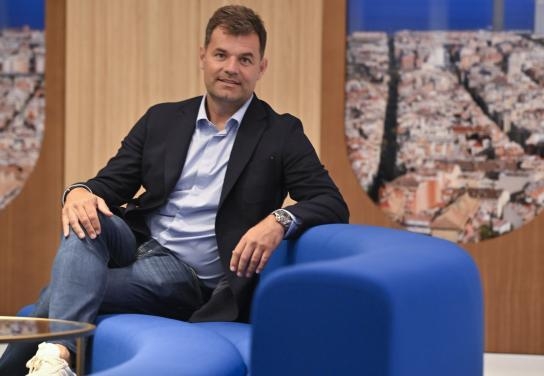 Barcelona youth training supervisor: Yamal jersey sales are far ahead, and Barcelona needs a new flag after Messi