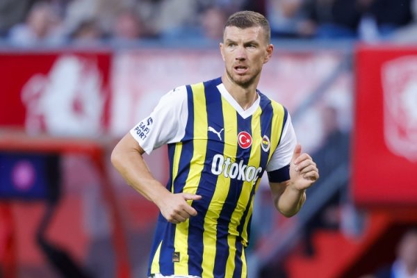 Romano: Florence s one-year contract is about to sign Dzeko, with annual salary of 1.5-1.8 million euros after tax