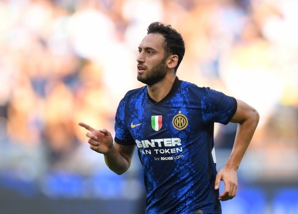 Turkish reporter: Cialhanoglu will release a statement through social media to respond to public opinion