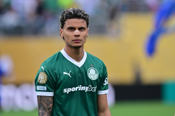 Romano: Inter Milan is interested in Palmeiras  25-year-old midfielder Rios