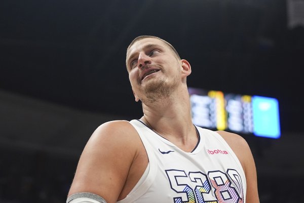 😎Windhorst: As far as I know, Jokic is happy with the Nuggets  offseason operation