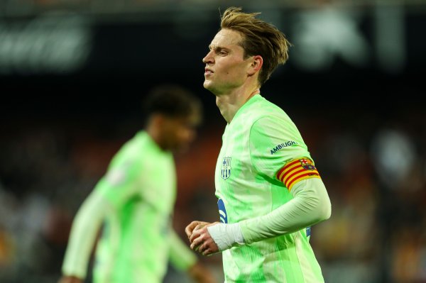 Romano: Barcelona plans to promote negotiations on renewal of contracts in Germany and Jong, and both sides hope to sign new contracts as soon as possible