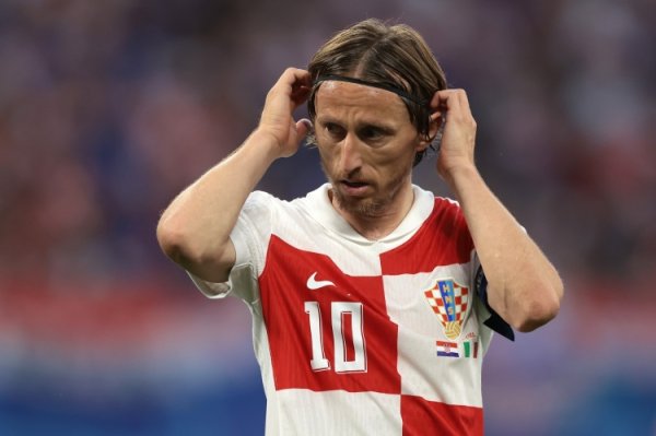 Mid-style: Modric will participate in Milan s pre-season training camp on August 4 and will not participate in Asian warm-up matches