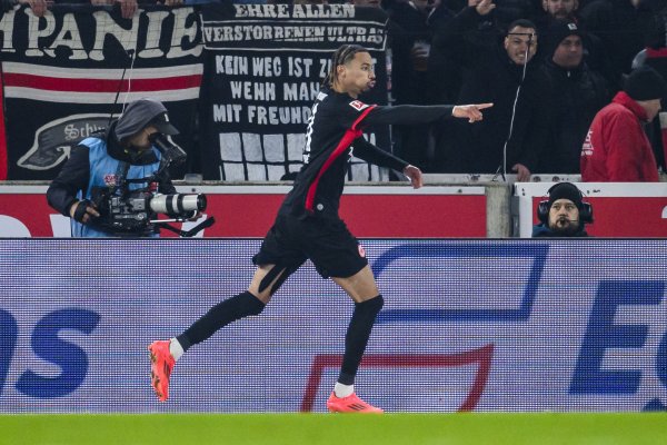 Reporter: French Eagle insists on Ekitic asking price of 100 million euros, Newcastle still needs to work hard to reach a deal