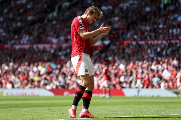 Reporter: Hoylen will leave Manchester United, Juventus and Milan are waiting to see if they can reach a deal