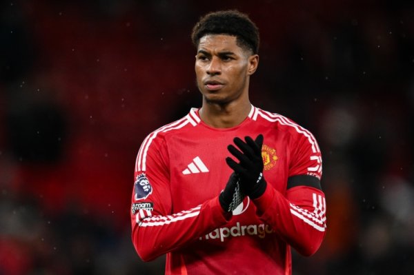 The coach has chosen it! Reporter: Rashford is the player Frick wants, Deco s first choice for Dias