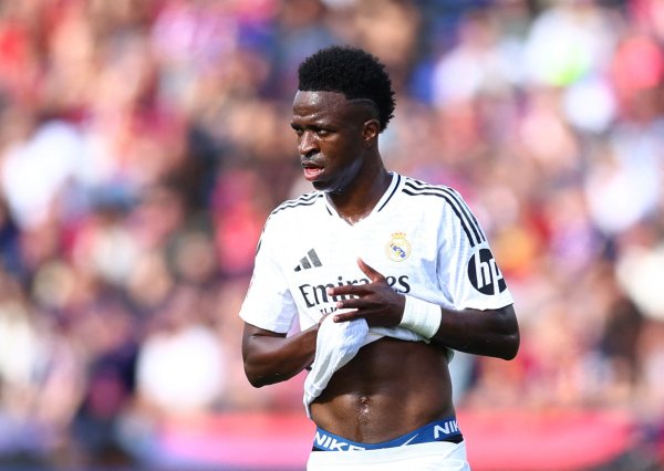 Front goalkeeper: Vinicius can t repeat last year s performance. There is no need to sell one of him and M.