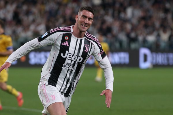 DV9 will join Inter Milan in a free manner next summer? Romano: Not true, he did not reach an agreement with any team