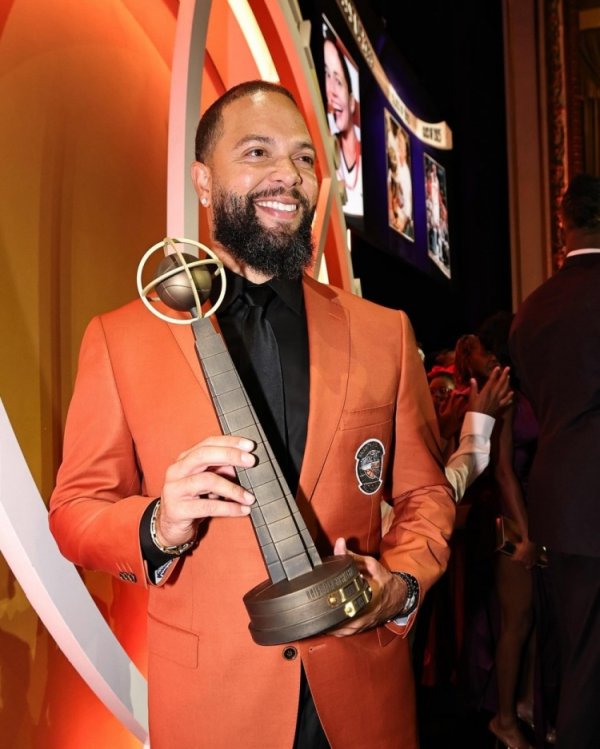 Delong: It is honored to enter the Hall of Fame with the 