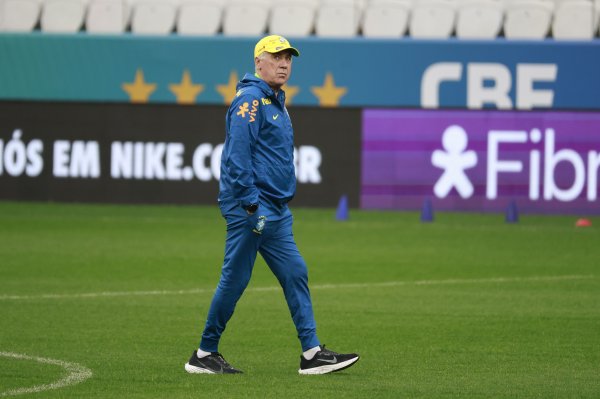 Brazilian coach: Uneasy about foreigners coaching Brazil, Ancelotti cannot win the World Cup next year