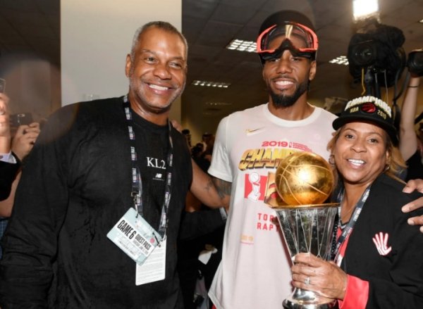 TA: The Lakers pursued Xiao Ka s uncle and other unreasonable requests were ridiculed by the Lakers  management