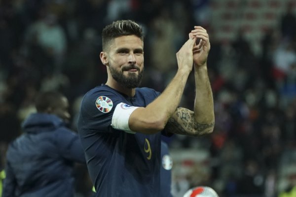 Giroud: I felt hurt when French fans booed me because of Benzema and I wanted to prove myself