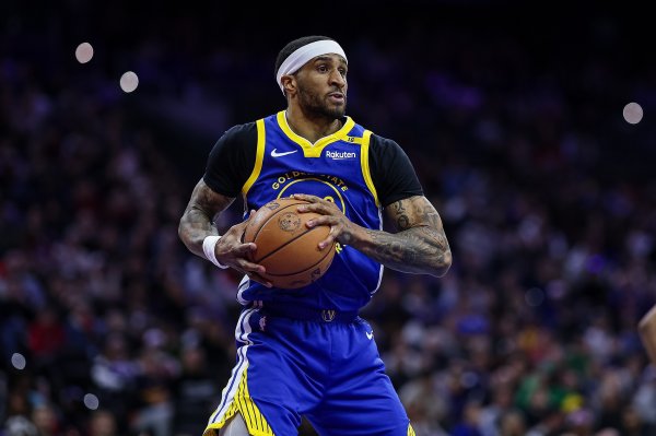 How? The Warriors beat the Warriors by 19 points today. Payton Jr. had a plus-minus of -17 in the 5 minutes he played.