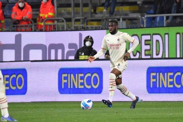 Italian Sky: Tomori has a problem with his right knee and will undergo a check-up with Milan in the next few hours