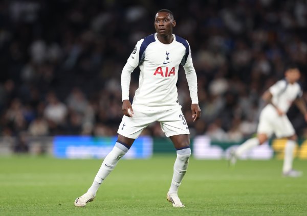 Post: Muani does not need surgery, but will need to wear a protective mask when playing