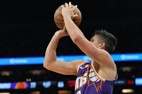 Grayson Allen: Jaylen Green encouraged me throughout the game and always said I would hit 40 points and hit 50 points.