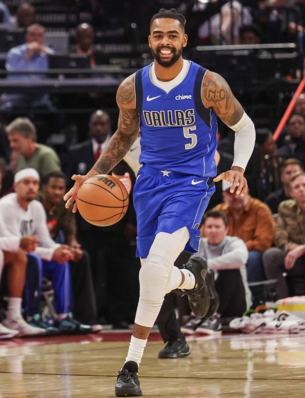 Are you feeling unwell too? Russell returned to the locker room in the second quarter and was the second Mavericks player in the game.