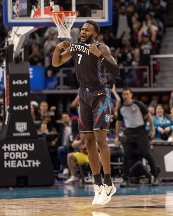 What a show! Paul Reed s Euro-step layup stopped his old team, the 76ers, and the home court was excited