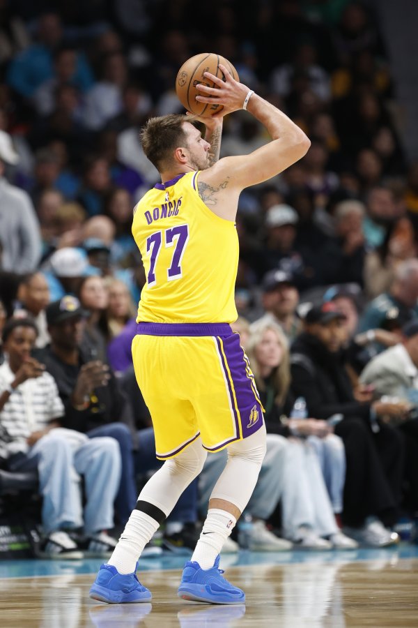 Slim 77 is indeed different! Doncic has scored 40+ points 4 times this season, which is the same as last season.